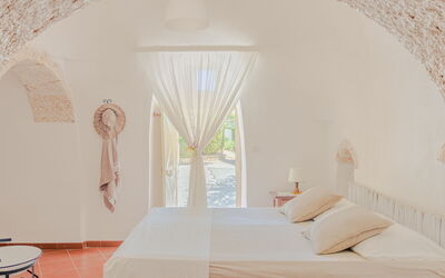 Trullo Poggio Con Piscina