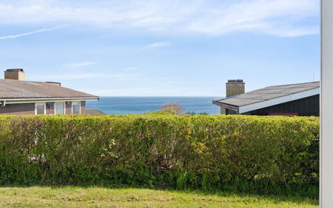 Kate - 300M from the Sea: Toit, Maison, Zone Résidentielle, Domicile, Biens, Chalet, Conception