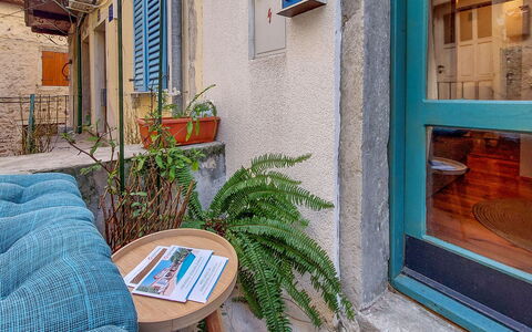 Amorino: Colline, Montagnes, Station De Montagne, Zone Rurale, Biens, Forêt, Plantation, Eco Hôtel, Ferme, Vallée