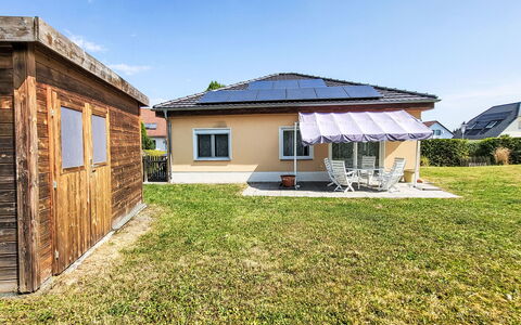Habichtnest: Maison, Toit, Domicile, Zone Résidentielle, Lot Terre, Chalet, Porte, Pelouse, Cour, Jardin