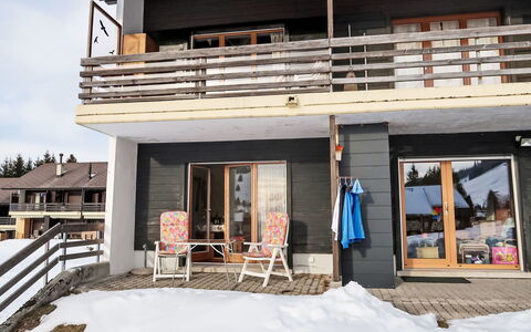 Les Bluets: Zone Résidentielle, Appartement, Ombre, Balcon, Recours, Mobilier De Jardin, Villa, Ville Resort, Hôtel, Piscine
