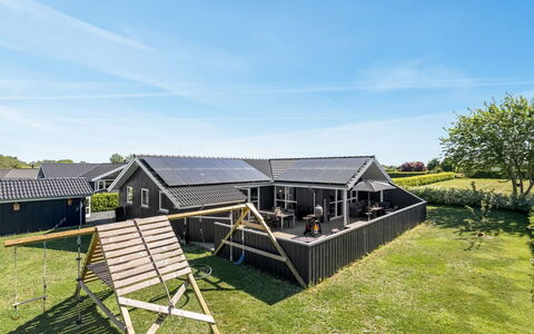 Delko - 650M from the Sea: Maison, Toit, Domicile, Chalet, Biens, Ferme, Villa, Porche, Siding