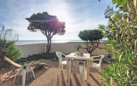 Grenade: Côte, Mer, Rive, Océan, Plage, Ombre, Mobilier De Jardin, Aménagement Paysager, Tropiques, Chaise