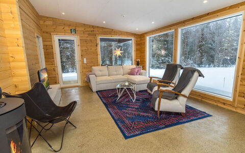 Villa Tuisku: Bois, Meubles, Cabane En Rondins, Salon, Dur, Chalet, Parquet, Tache De Bois, L'Hiver
