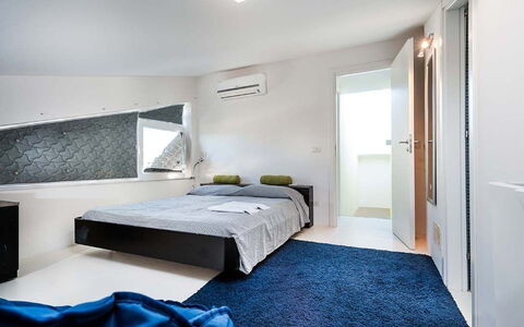 Cala Marina: Design Intérieur, Sol, Sol, Mur, Meubles, Plafond, Pièce, Chambre, Lit, Éclairage