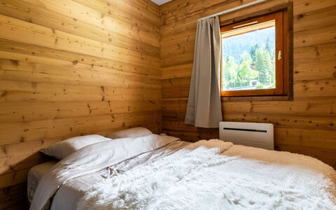 La Turra: Bois, Sol, Plafond, Design Intérieur, Sol, Domicile, Dur, Tache De Bois, Pièce, Parquet