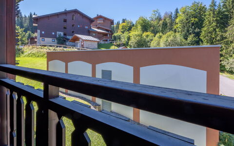 Grande Neige: Balcon, Tache De Bois, Dur, Balustrade, Balustre, Villa