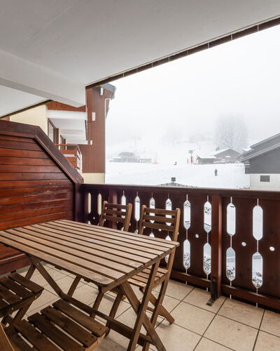 Morillon 651: Bois, Appartement, Balcon, Tache De Bois, Dur, Daylighting, Planche