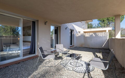 Casa Caminu: Bateau, Appartement, Navire, Balcon, Mobilier De Jardin, Chaise, Marina, Architecture Navale, Port, Port