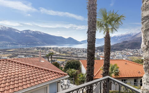 Palm Cottage: Zone Résidentielle, Colline, Maison, Domicile, Chaîne De Montagnes, Station De Montagne, Balcon, Banlieue, Crête