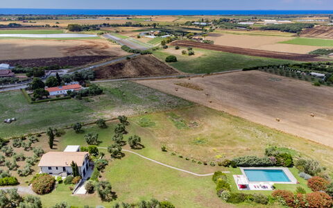 Villa Flaminia: Paysage, Vue Du Ciel, Plaine, Zone Résidentielle, Domicile, Maison, Photographie Aérienne, Zone Rurale, Lot Terre, Biens