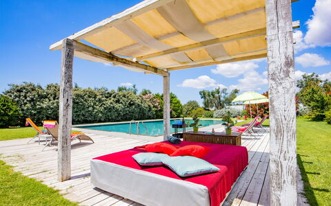 Villa Flaminia: Mobilier De Jardin, Piscine, Meubles, Recours, Ombre, Loisir, Eco Hôtel, Belvédère, Structure En Plein Air, Chaise