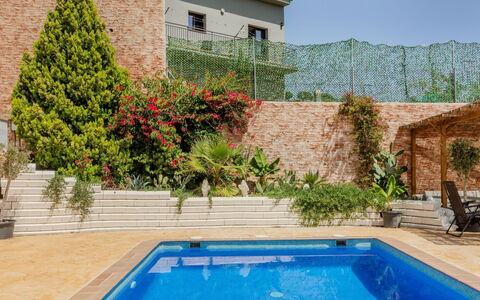 Polancre: Piscine, Composite, Jardin, Eco Hôtel, Recours, Aménagement Paysager, Ombre, Arrière-Cour, Pot De Fleur