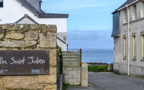 Villa Saint Julien: Côte, Mer, Rive, Mur De Pierre, Plage, Baie