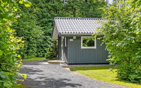 Gorica - 30Km from the Sea: Chalet, Cabanon, Domicile, Toit, Batiments Jardin, Siding, Jardin, Cour, Aménagement Paysager, Cabane