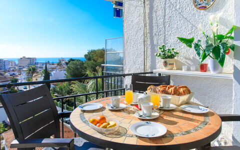 Florida: Meubles, Table, Appartement, Balcon, Chaise, Table Cuisine Et Salle A Manger, Tableau De Plein Air, Mobilier De Jardin, Ombre, Table Basse