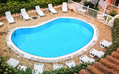 Badesi 10: Appartement, Bateau, Navire, Marina, Condominium, Balcon, Port, Port, Hôtel, Bateaux Et Nautique - Materiel Et Fournitures