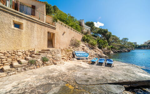 Villa Pescador: L'Eau, Côte, Été, Cours D'Eau, Cotiers Et Relief Océaniques, Banque, Recours, Crique, Rive, Lac