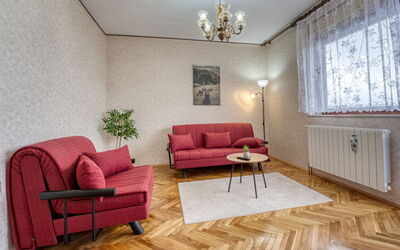 Logement:&nbsp;Maklen 102.2