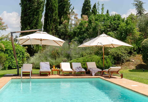 Podere i Poggi: Piscine, Mobilier De Jardin, Parapluie, Recours, Meubles, Balancelle, Ombre, Jardin, Eco Hôtel, Aménagement Paysager