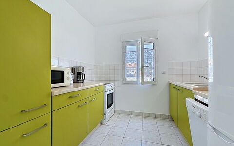 Le Chant des Sables: Sol, Principaux Appliance, Cuisine, Sol, Design Intérieur, Appareil De Cuisine, Plafond, Comptoir, Pièce, Appartement