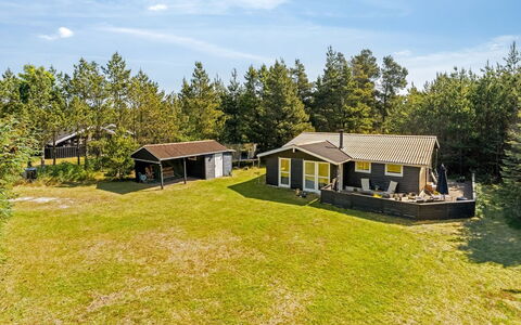 Hansa - 3Km from the Sea: Bois, Domicile, Porche, Plate-Forme, Dur, Toit, Tache De Bois, Parquet, Eco Hôtel