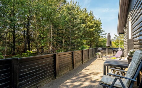 Hansa - 3Km from the Sea: Bois, Domicile, Porche, Plate-Forme, Dur, Toit, Tache De Bois, Parquet, Eco Hôtel