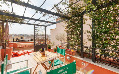La Terrazza: Piscine, Recours, Appartement, Hôtel, Manoir, Villa, Ombre, Hacienda, Ville Resort