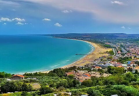 Residence Near The Sea - Abruzzo: Bleu, Plan D'Eau, Côte, Horizon, Cotiers Et Relief Océaniques, Mer, Plage, Océan, Rive, Baie