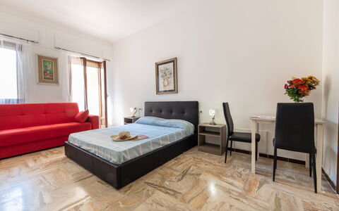 Gallipoli Apartment Ac, Seaside: Meubles, Design Intérieur, Sol, Sol, Bois, Pièce, Canapé, Plafond, Table, Salon