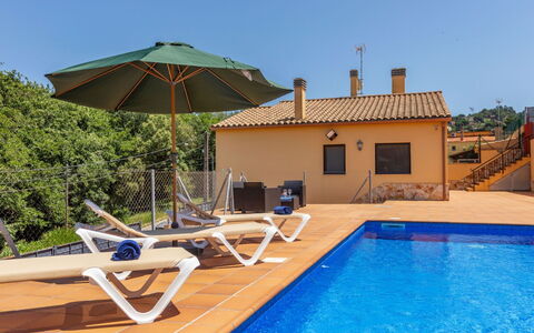 Esteva: Piscine, Mobilier De Jardin, Balancelle, Recours, Villa, Hôtel