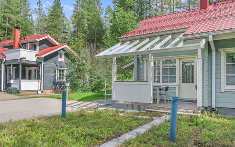 Katinkulma 2: Maison, Domicile, Chalet, Siding, Cour, Allée, Batiments Jardin, Porche