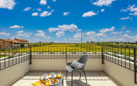 Stella: Domicile, Chalet, Biens, Ombre, Jardin, Arrière-Cour, Cour, Hacienda, Aménagement Paysager, Batiments Jardin