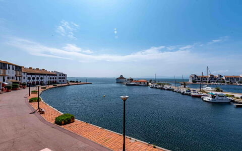 Sombrero: L'Eau, Plan D'Eau, Ressources En Eau, Voie Navigable, Canal, Bateau, Lac, Navire, Mer, Marina