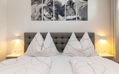Altenmarkt im Pongau 39: Design Intérieur, Lit, Meubles, Chambre, Literie, Drap De Lit, Sol, Bois, Linge, Pièce