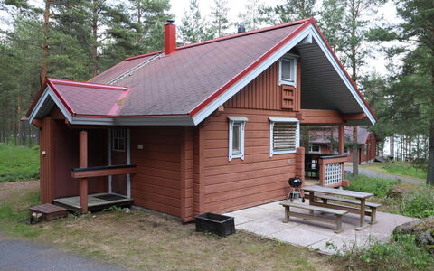 Puolukka 2: Bois, Maison, Chalet, Toit, Domicile, Cabanon, Siding, Zone Rurale, Batiments Jardin, Cabane En Rondins