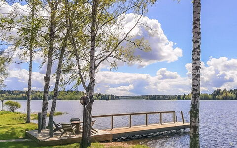 Villa Onnela: Banque, Lac, Réservoir, Ombre, Jardin, Rive, Pelouse, Quai, Boardwalk, Passerelle