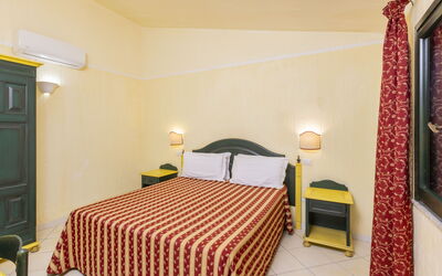 Logement:&nbsp;Golden Apartment, Ac, Wifi