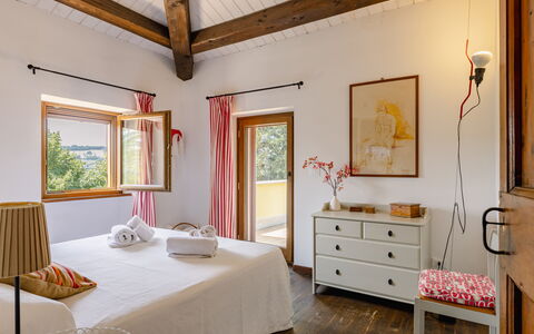 Casa Iume: Meubles, Design Intérieur, Mur, Lit, Chambre, Sol, Bois, Sol, Plafond, Pièce