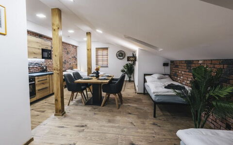 Logement:&nbsp;Historic Centre 100.2
