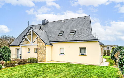 Guidel 606: Domicile, Toit, Maison, Zone Résidentielle, Chalet, Biens, Ferme, Siding, Pelouse, Aménagement Paysager