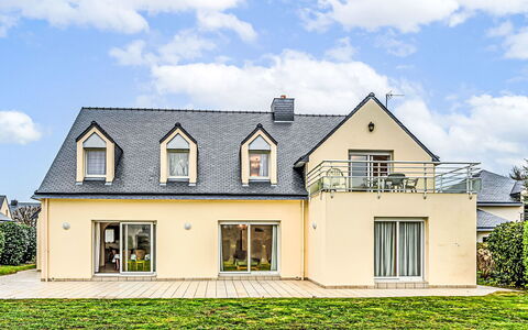 Guidel 606: Domicile, Zone Résidentielle, Maison, Toit, Façade, Biens, Chalet, Ferme, Porte, Villa