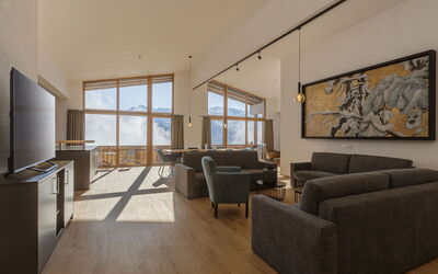 Penthouse mit 5 Schlafzimmern 700.5: Bois, Sol, Sol, Design Intérieur, Meubles, Canapé, Plafond, Salon, Appartement, Parquet