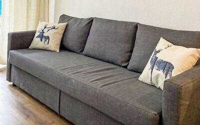 Flaminia 650.4: Canapé, Meubles, Sol, Sol, Salon, Design Intérieur, Pièce, Parquet, Coussin