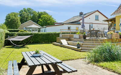 Mari - 150M from the Sea