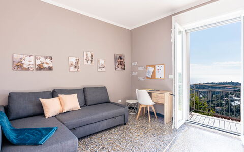 Casa della Nonna Gilda: Bleu, Chaise, Mobilier De Jardin, Conception, Ombre, Tableau De Plein Air, Eco Hôtel, Patio, Plante D'Appartement, Daylighting