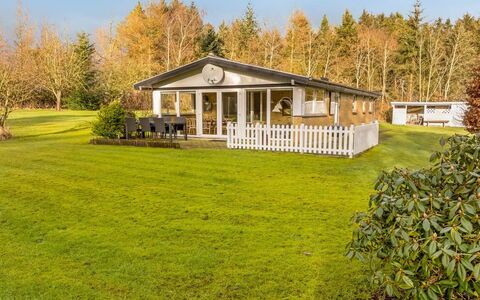 Marika - 400M to the Fjord: Maison, Domicile, Toit, Chalet, Lot Terre, Biens, Ferme, Porche, Pelouse, Jardin