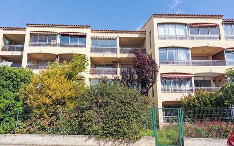 Les Boutons D'Or: Appartement, Condominium, Balcon
