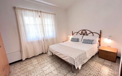 Itaca: Lit, Meubles, Sol, Chambre, Sol, Design Intérieur, Drap De Lit, Literie, Bois, Plafond