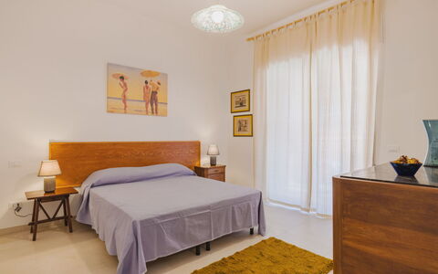 Appartamento Paola: Meubles, Design Intérieur, Sol, Sol, Bois, Lit, Pièce, Plafond, Parquet, Chambre